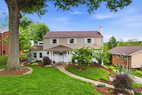 1145 Sunrise Dr, Pittsburgh, PA 15243
