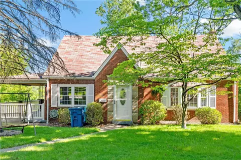 146 Westward Ho Dr, Pittsburgh, PA 15235