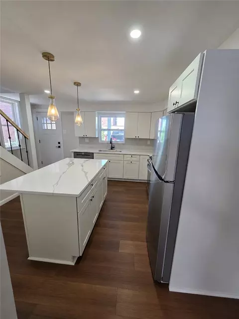 4633 Carroll St, Pittsburgh, PA 15224