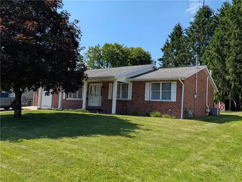712 Belmont St, Johnstown, PA 15904