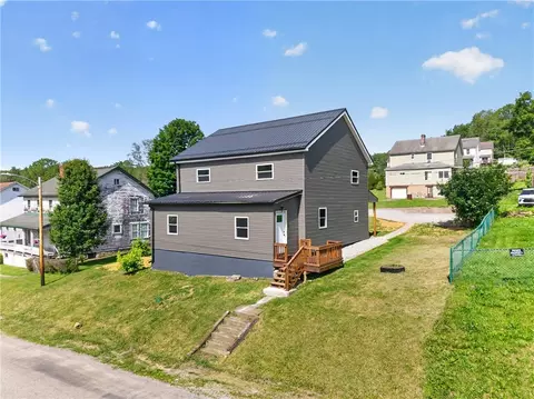 621 Bitner Rd, Dunbar, PA 15431