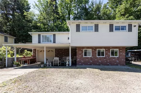 2220 2nd Street, Connellsville, PA 15425
