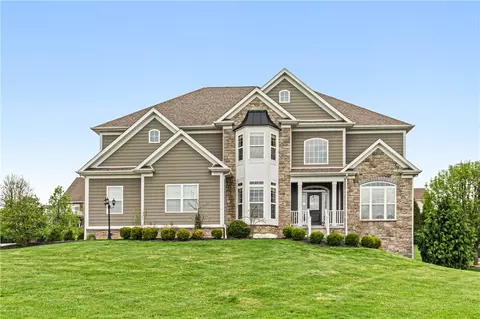613 Raleigh Dr, Greensburg, PA 15601