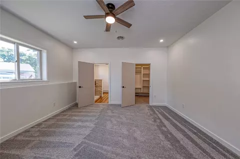 Bedroom - 800 Jackson Ave, Monaca, PA 15061 photo 7 of 7