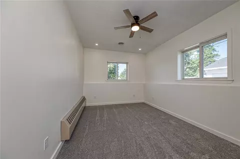 Bedroom - 800 Jackson Ave, Monaca, PA 15061 photo 2 of 7
