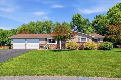 164 Heather Dr, Butler, PA 16001