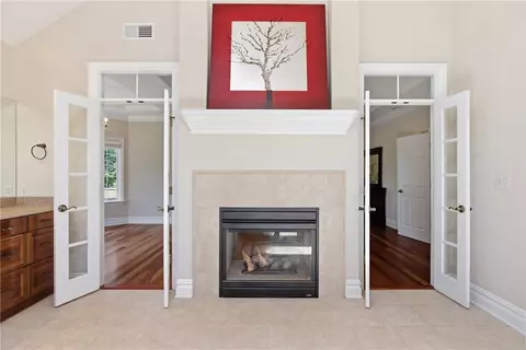 Entry Way - 2114 N Villa Ct, Gibsonia, PA 15044 photo 6 of 6