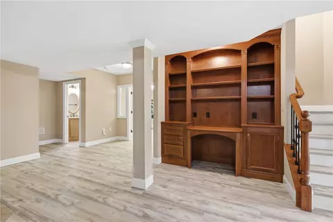 Living - 2114 N Villa Ct, Gibsonia, PA 15044 photo 5 of 5