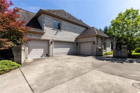 Other - 2114 N Villa Ct, Gibsonia, PA 15044 photo 1 of 12