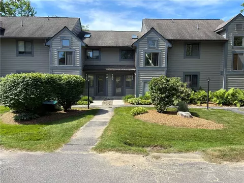 4506 Swiss Mt Dr, Champion, PA 15622