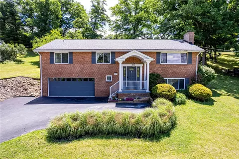 109 Westview Dr, Ligonier, PA 15658