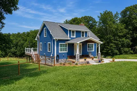 484 Tank Farm, Independence, PA 15001