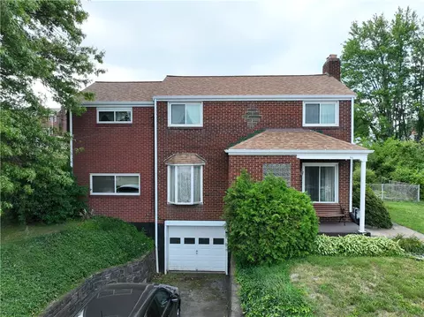 55 Sylvanus Ave, Uniontown, PA 15401
