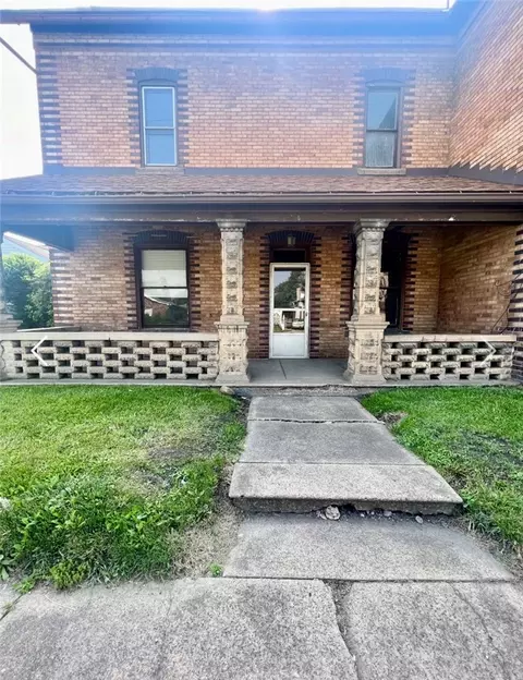 700 Market St, Darlington, PA 16115