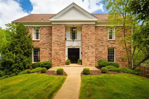 704 Scrubgrass Rd, Pittsburgh, PA 15243