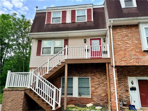319 Hunting Creek Rd, Canonsburg, PA 15317