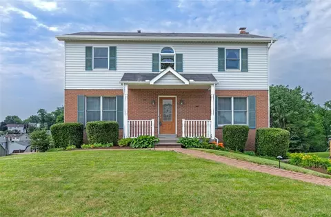 5 Kalyn Ct, Irwin, PA 15642