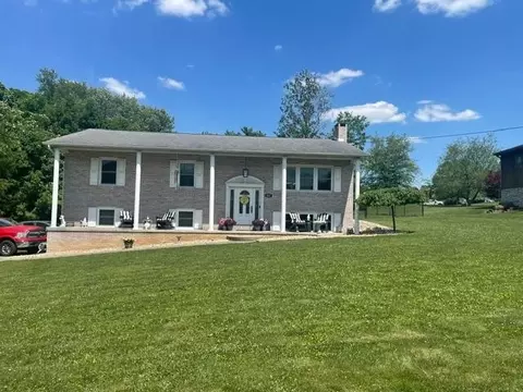 443 Duck Hollow Rd, Uniontown, PA 15401