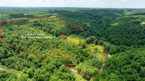135 Oak Grove Rd, Industry, PA 15052