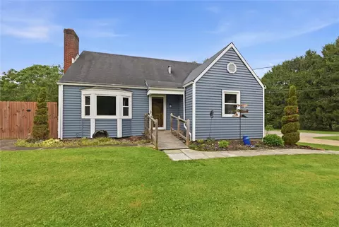 Exterior - 2659 River Rd, Vandergrift, PA 15690 photo 2 of 7