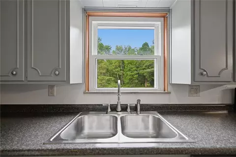 Kitchen - 2659 River Rd, Vandergrift, PA 15690 photo 3 of 4