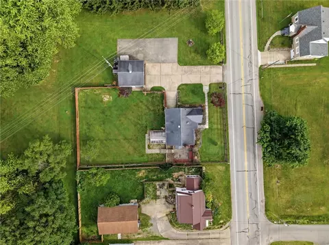 View/Area - 2659 River Rd, Vandergrift, PA 15690 photo 2 of 8