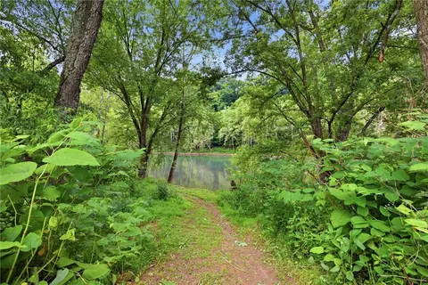 View/Area - 2659 River Rd, Vandergrift, PA 15690 photo 1 of 8