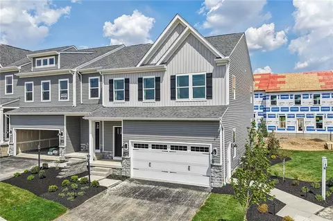 159 Sweetwater Dr, Moon Township, PA 15108
