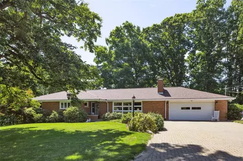 117 Schenley Dr, Canonsburg, PA 15317