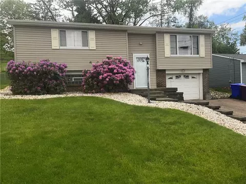 512 Malabar Dr, Pittsburgh, PA 15239