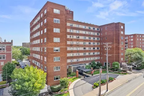 128 N Craig St #415, Pittsburgh, PA 15213