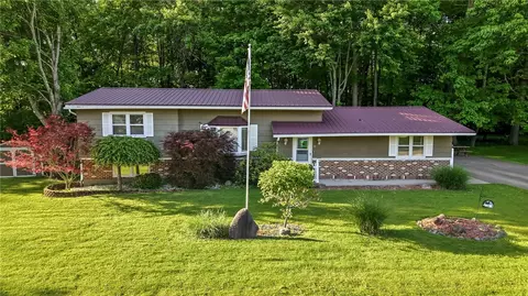 48 Bentley Ave, Greenville, PA 16125