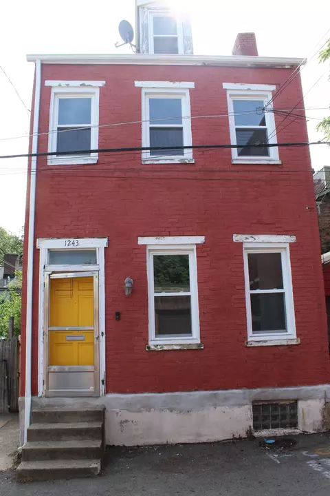 1243 Filson, Pittsburgh, PA 15212
