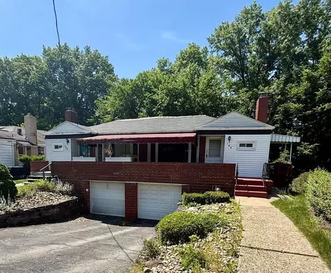 109 Lang Ct, Pittsburgh, PA 15208