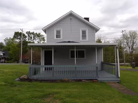 1739 N Water Ave, Hermitage, PA 16148