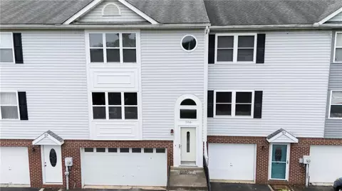 106 Winston Way, Greensburg, PA 15601