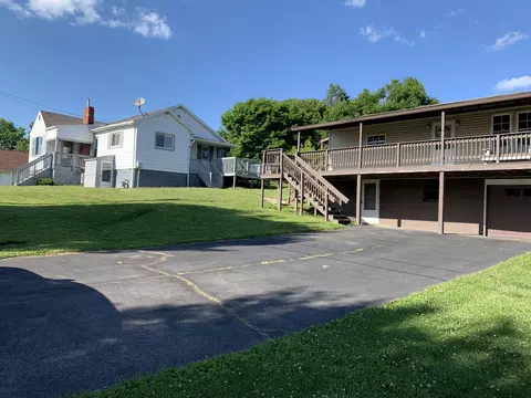 23 Circle, Burgettstown, PA 15021
