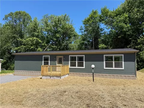 151 Terra Dr, Valencia, PA 16059