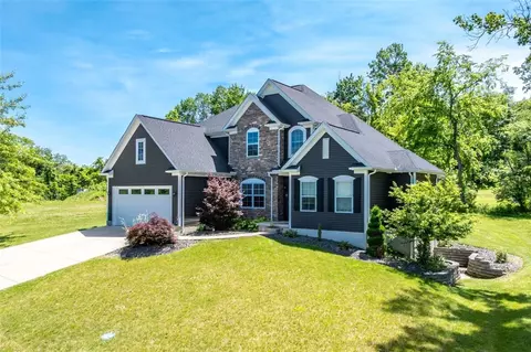 Exterior - 102 Eagle Ln, New Eagle, PA 15067 photo 3 of 11