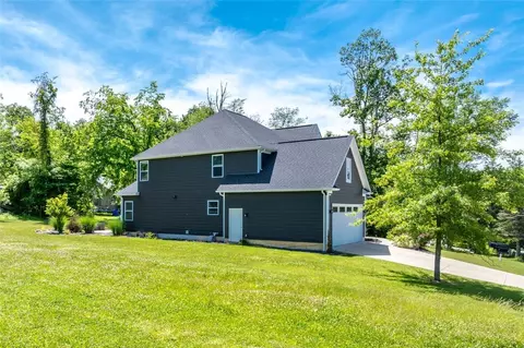 Exterior - 102 Eagle Ln, New Eagle, PA 15067 photo 10 of 11