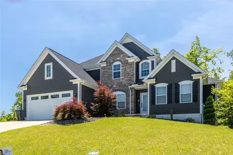 Exterior - 102 Eagle Ln, New Eagle, PA 15067 photo 11 of 11
