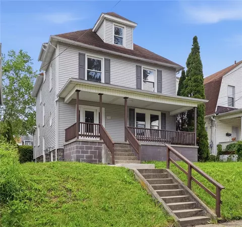 926 Morton St, New Castle, PA 16101