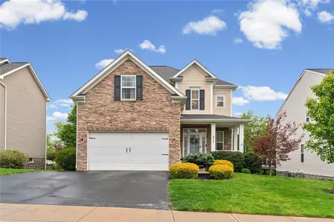217 Old Hickory Rd, Zelienople, PA 16063