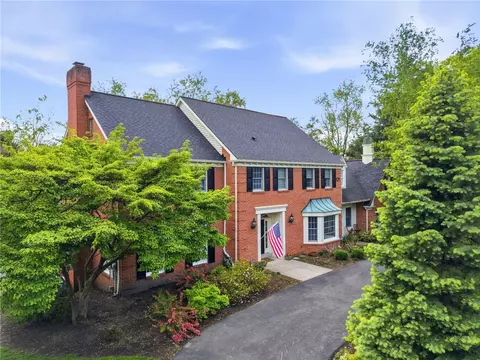 900 Settlers Ridge Rd, Pittsburgh, PA 15238