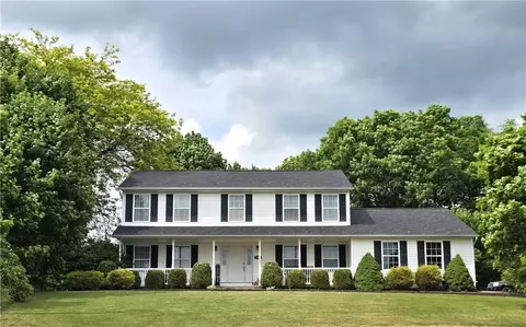 683 Fairview Rd, PA 16048