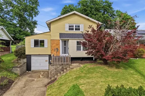 110 Dunbar Dr, Pittsburgh, PA 15235