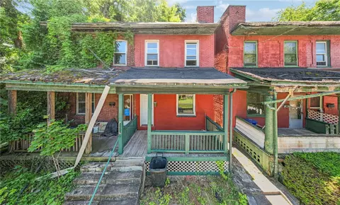 203 W Burgess St, Pittsburgh, PA 15214