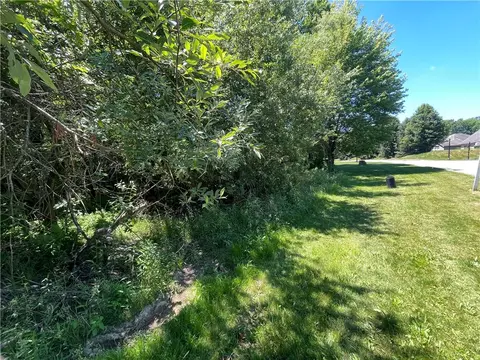 lot Apt 44 Pierce Bluffs Dr, Hermitage, PA 16142