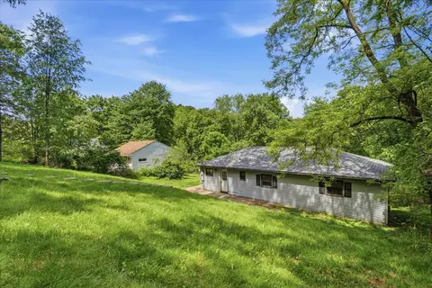 216 Magill, Zelienople, PA 16063