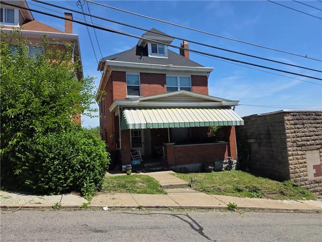 420 Walnut St, Mount Oliver, PA 15210